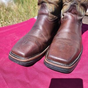 Mens Justin Brown Leather Steel Toe Western Boots 11EE